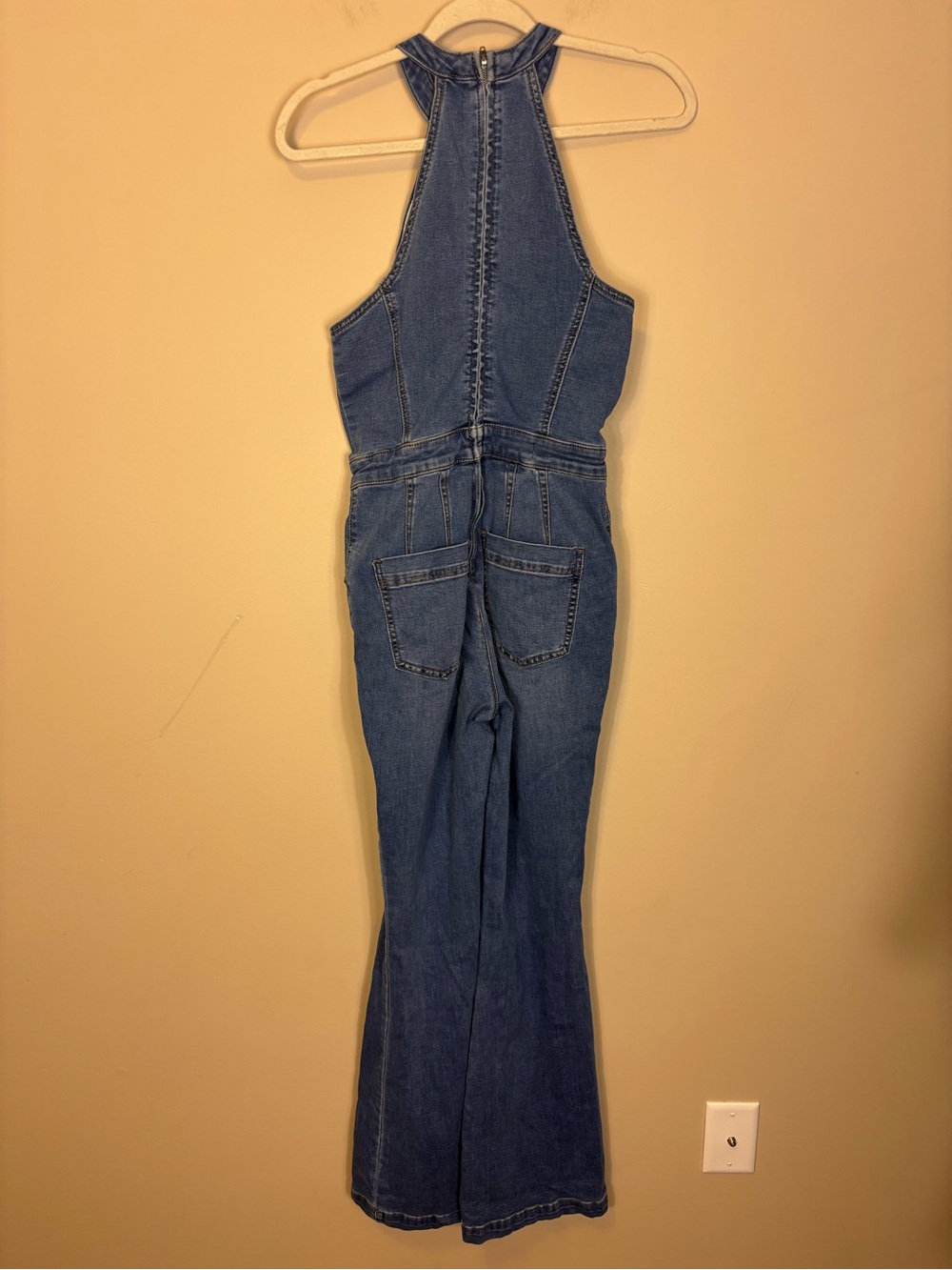 Free People We The Free Blue Denim Halter Flare Jumpsuit 6 Curvy - Picture 2 of 9